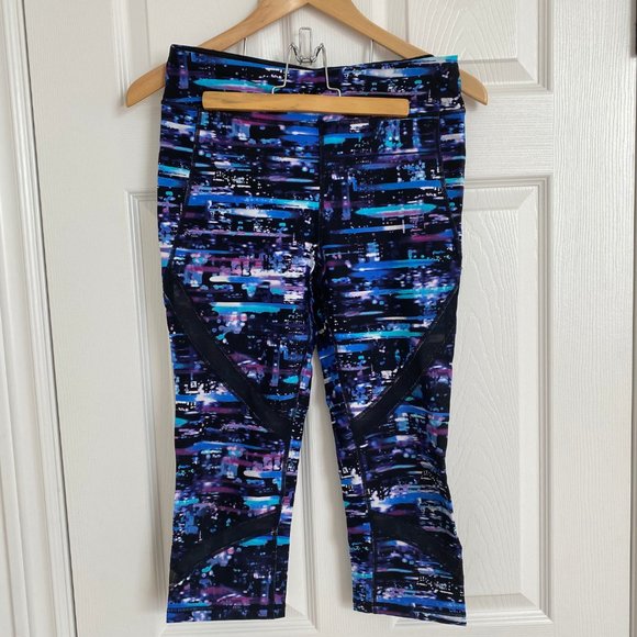 High Performance Calvin Klein Leggings ¾ Length - Picture 2 of 8